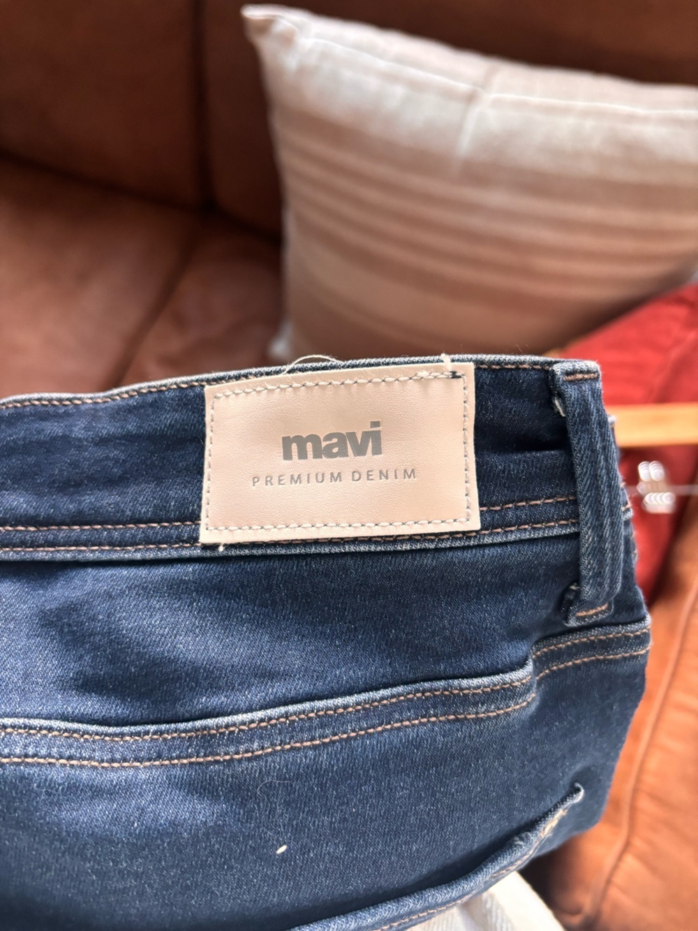 MAVI | high rise slim straight | size 30 - Picture 5 of 6